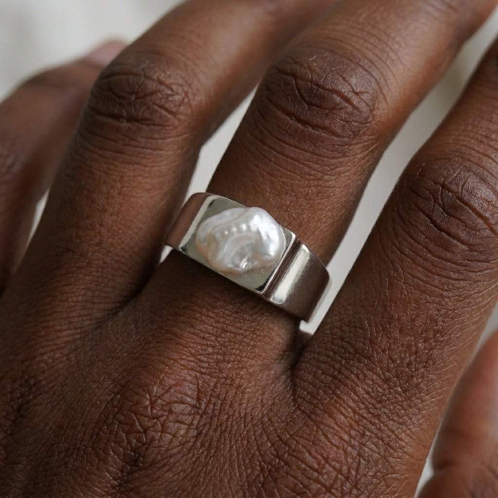 Sunken Treasure | 925 Sterling Silver Baroque Pearl Ring