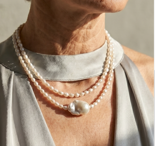 A Royal Secret | Layers wear Baroque Pearl Necklace