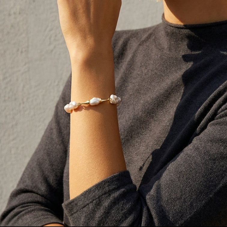 The August Dance | 18K Gold Plated Baroque Pearl Bracelet