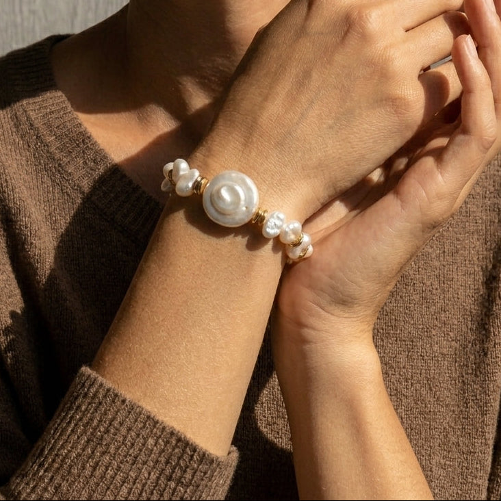 Midnight De Versailles | 18K Gold Plated Baroque Pearl Bracelet