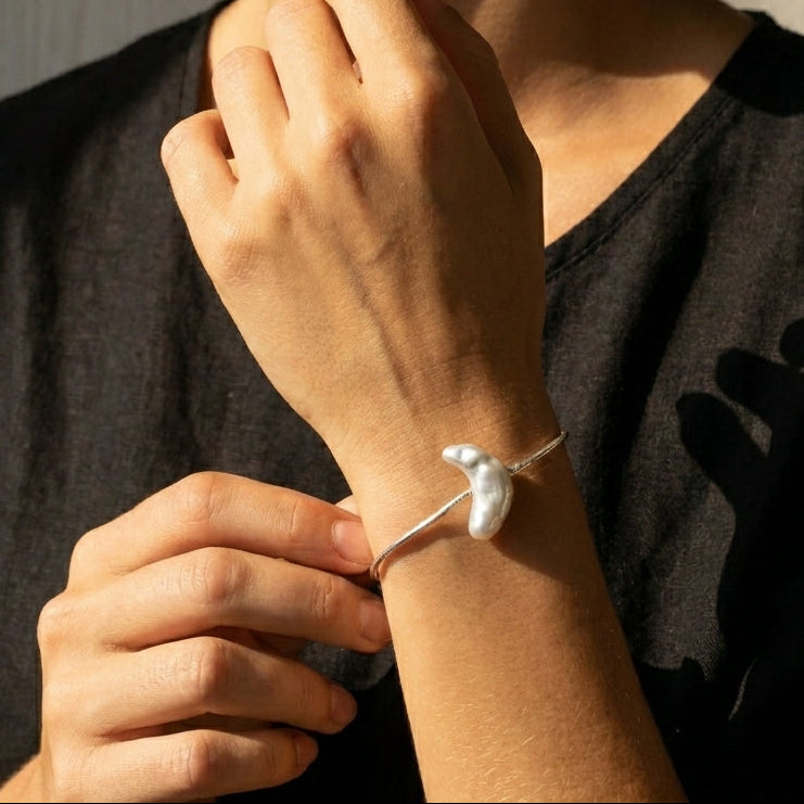 Moonrise | 925 Sterling Silver Baroque Pearl Bracelet